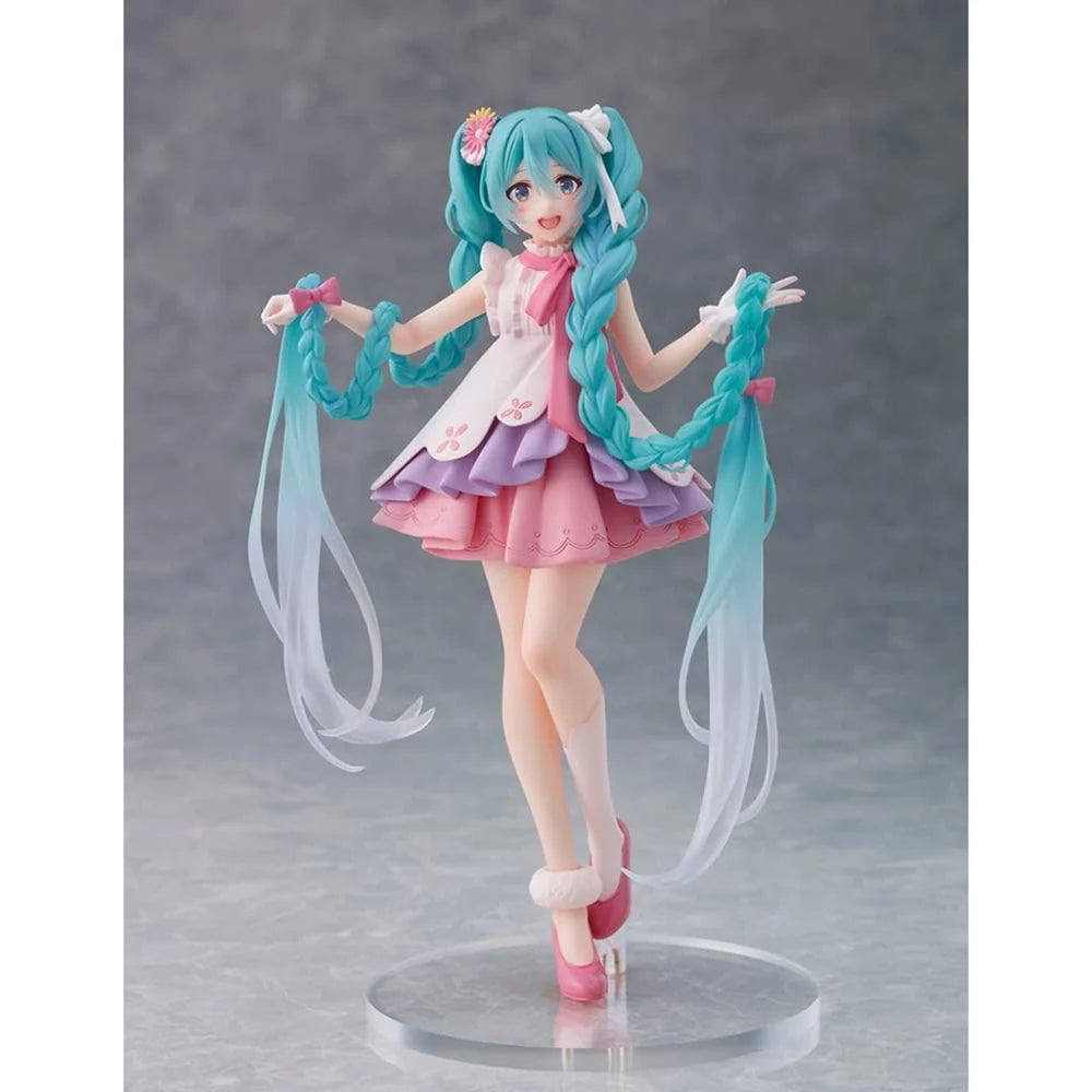 Hatsune Miku Wonderland Figure – Rapunzel