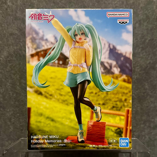 Hatsune Miku Holiday Memories – Tozan / Mountain Climbing Ver.