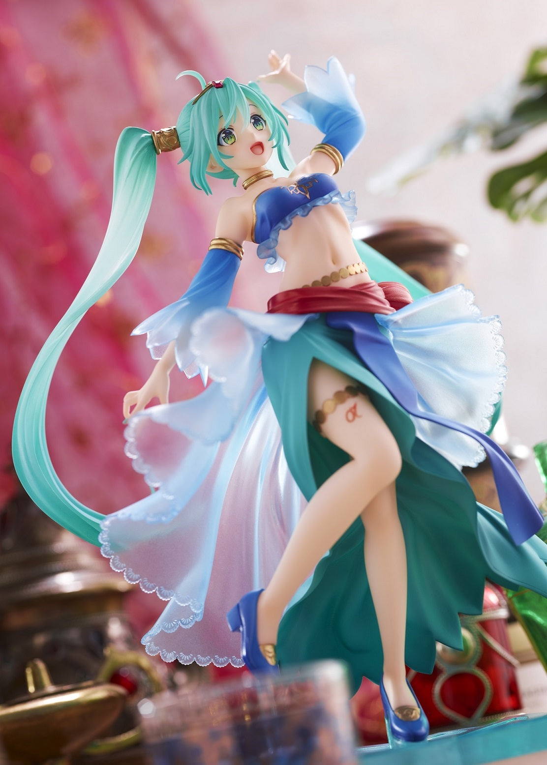 Hatsune Miku – Princess AMP Arabian Ver. Figure
