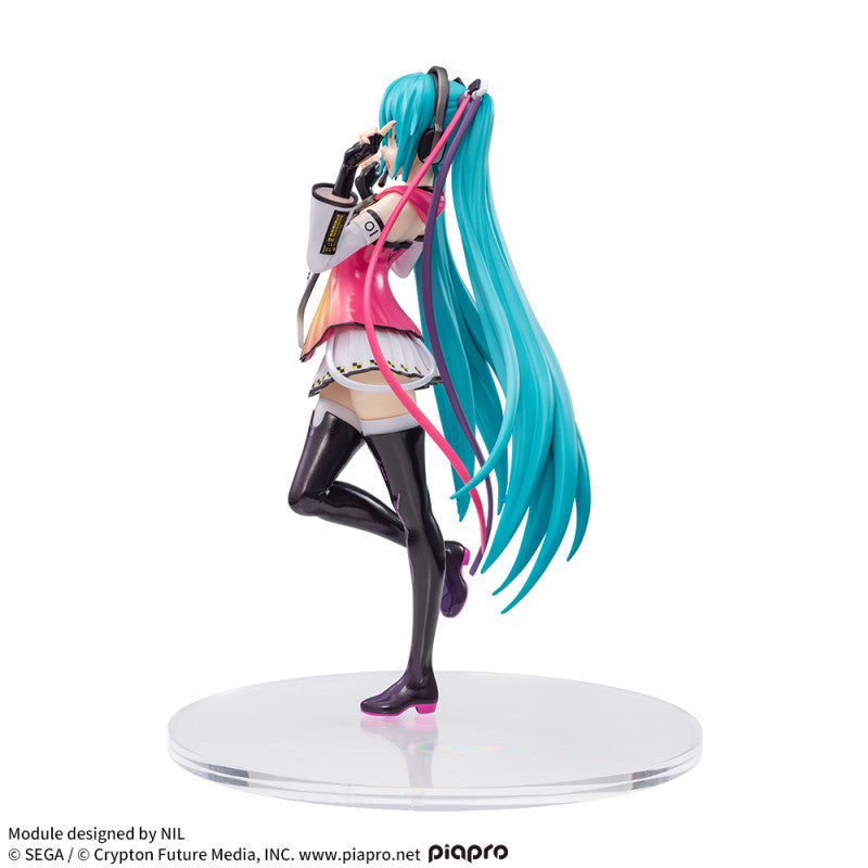 Hatsune Miku – Star Vocalist Ver. Luminasta Figure