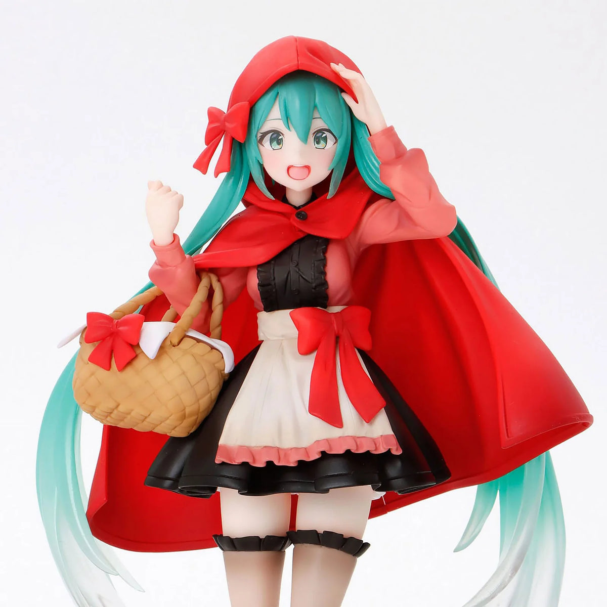 Hatsune Miku Wonderland Figure – Little Red Riding Hood